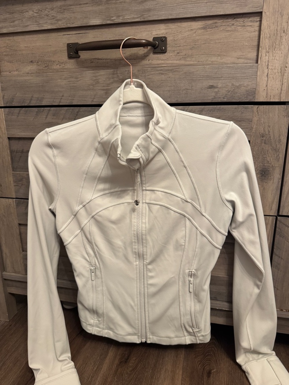 Lulu zip up size 6